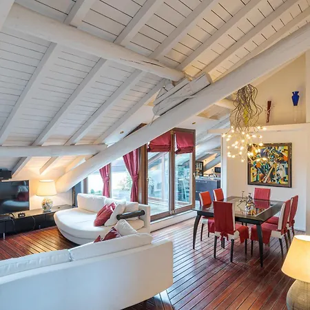 Center Loft *